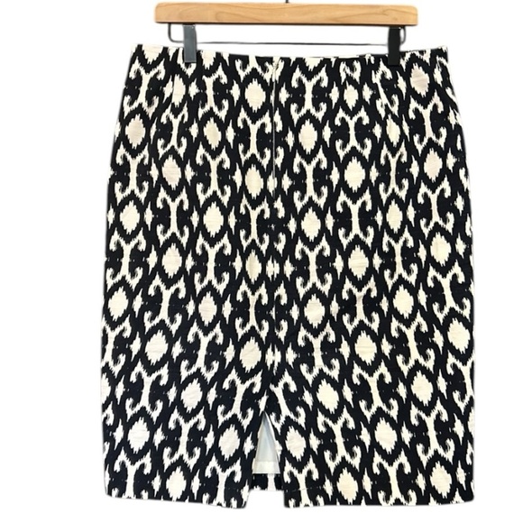 Ann Taylor Women’s Aztec Print Lined Straight Skirt Black Ivory Size 10 - Picture 5 of 10